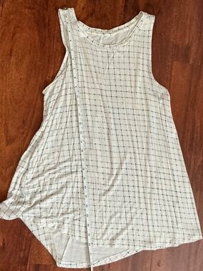 Apt. 9 Women’s White Tank Top